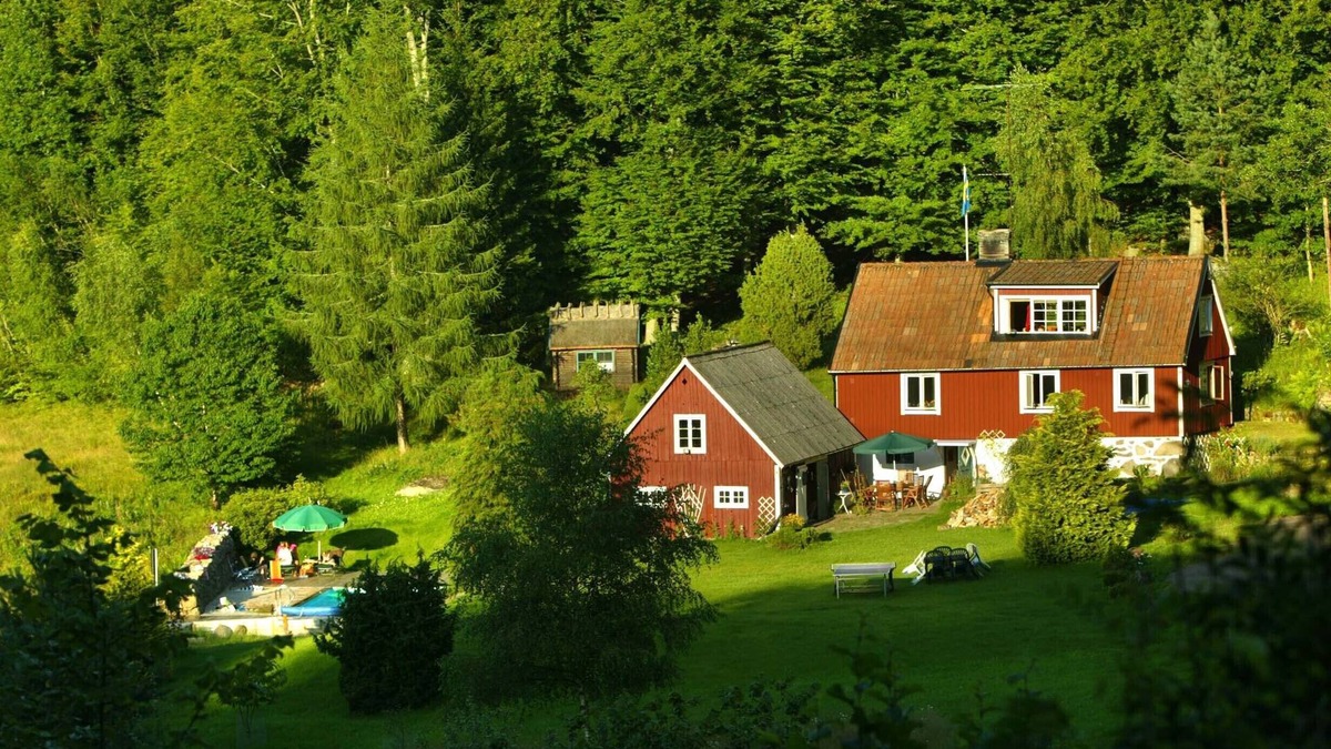 Arkelstorp House | House with pool in the middle of nature!