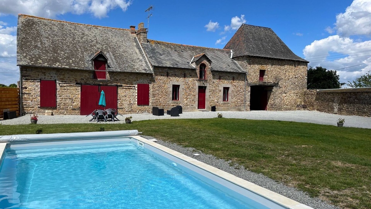 Taillis House | House with private heated pool