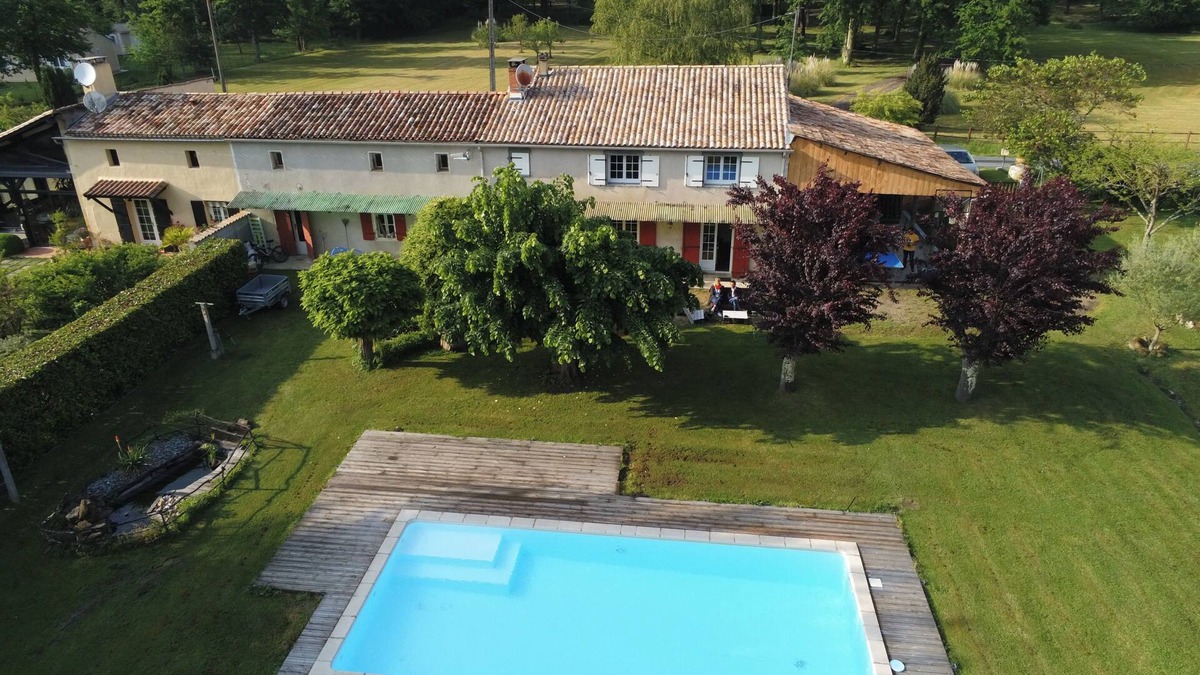 Le Fleix House | House with private pool, fenced and large garden near BERGERAC
