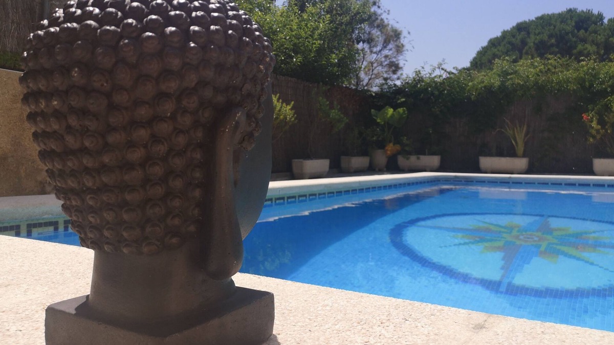 Cunit Villa | House with private swimming pool and garden 7 minutes walk off the beach.