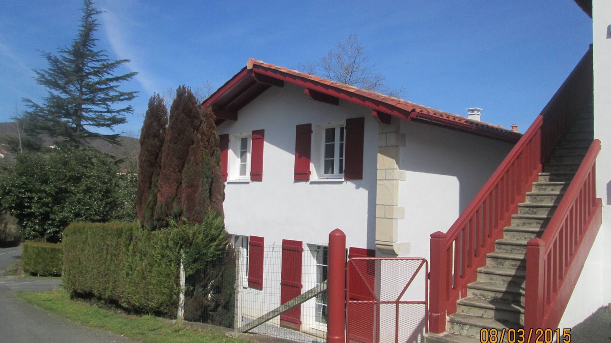 Sare House | house with small garden sare bourg, near saint jean de luz, basque country