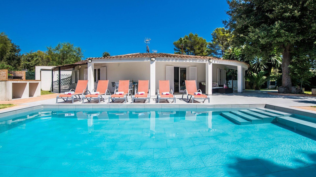 Crestatx Ski Chalet | House with spacious pool Casa Encinar in Mallorca