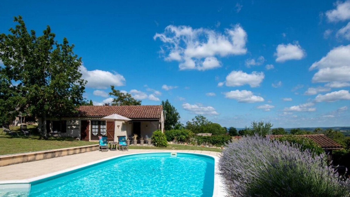 Reilhaguet House | House with superb view in a quiet area and close to more than 50 tourist sites
