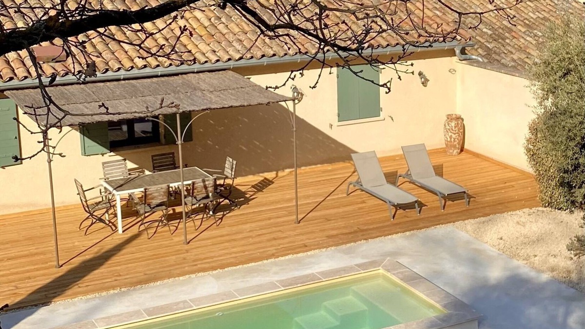 Cadenet House | House with swimming pool and enclosed garden, in the heart of the Bastide du Laval olive-growing estate