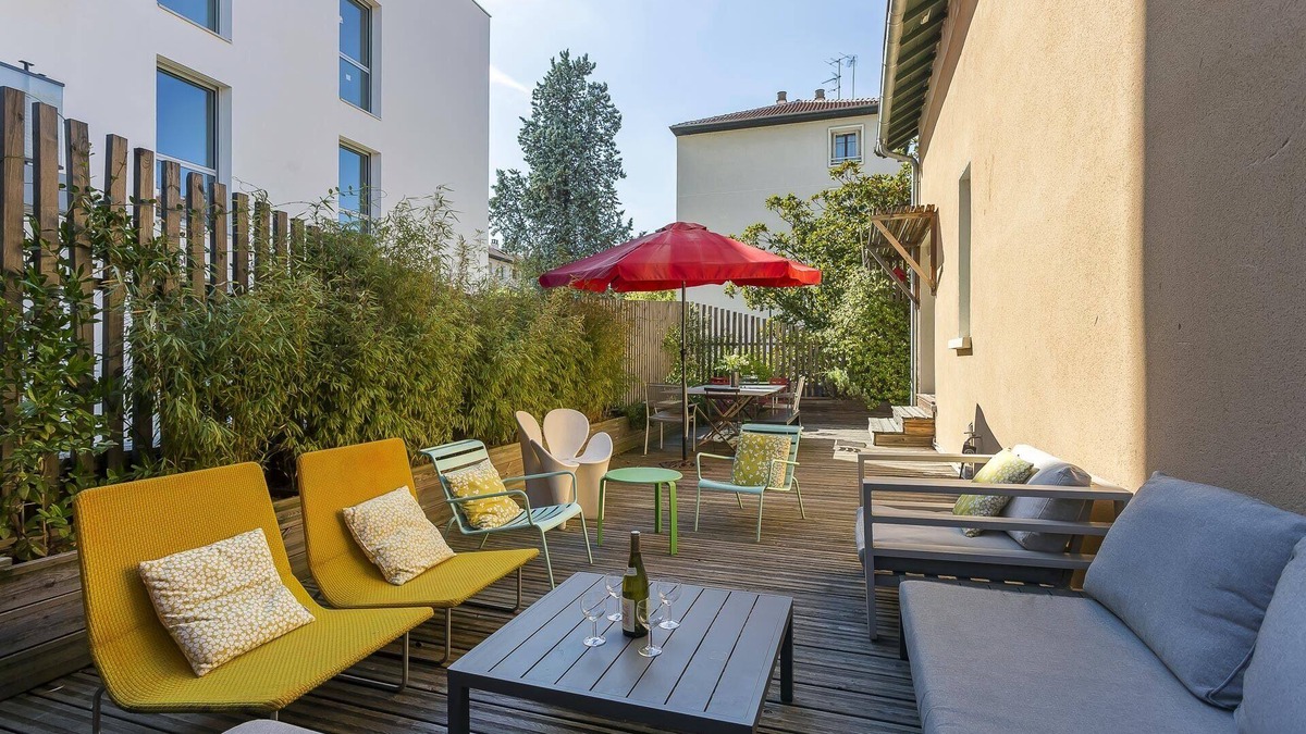 Zola - Pressense House | House with terrace 10Chb 10min heart of Lyon