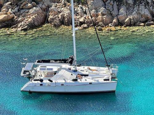 Eastern Sicily Boat Rental | Houseboat ∙ 1 bedroom ∙ 6 guests