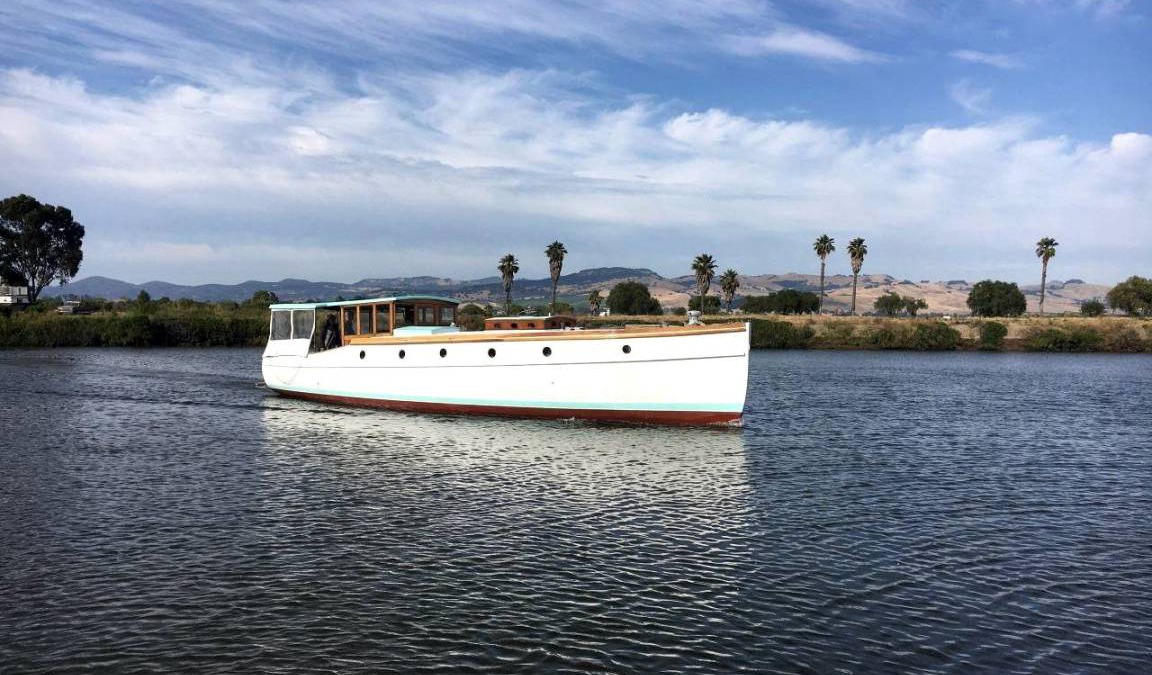 Alameda Boat Rental | Houseboat ∙ 1 bedroom ∙ 3 guests