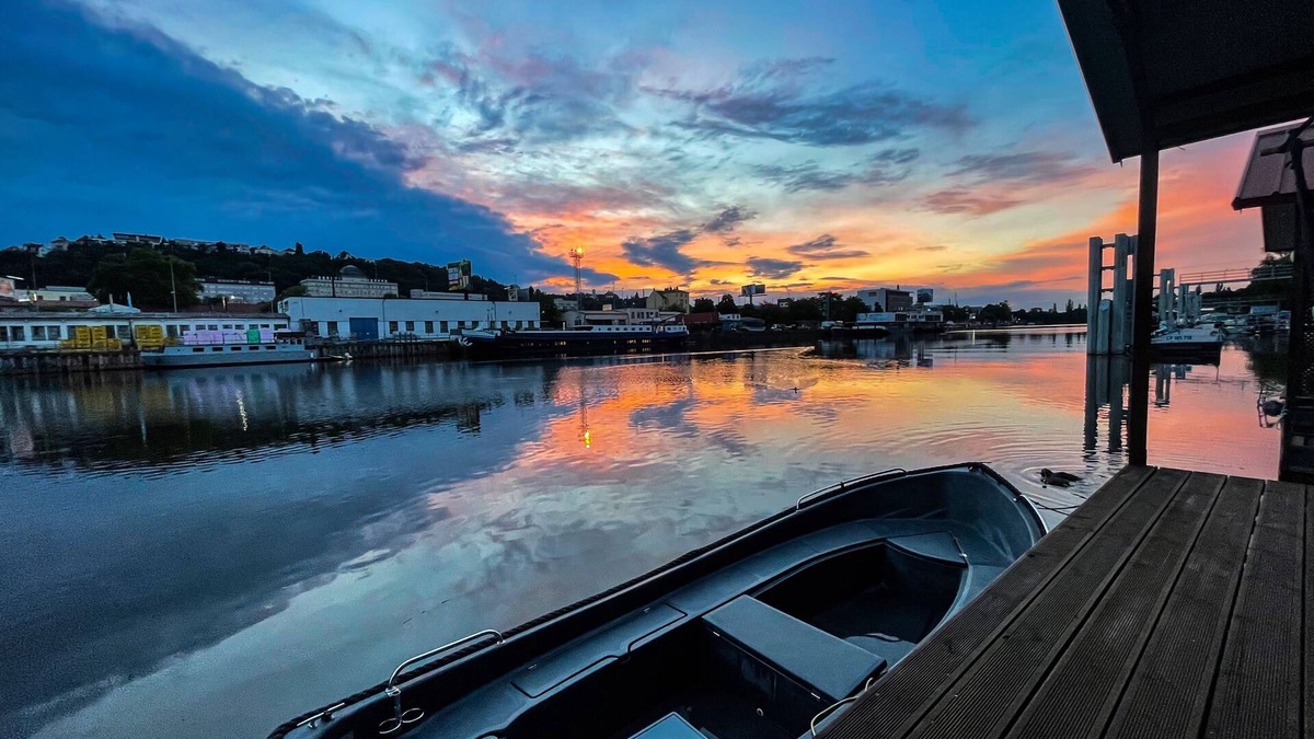 Smichov Boat Rental | Houseboat Benjamin + electric boat, max. 8 person