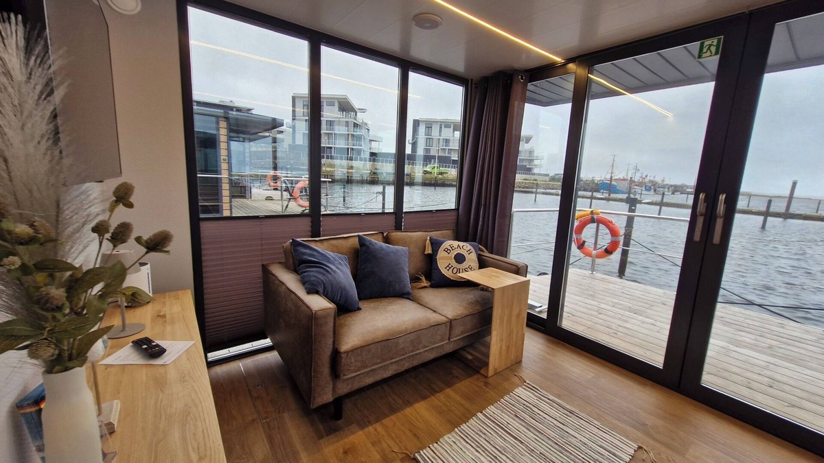 Wendtorf Boat Rental | Houseboat Fjord Cirrus with bio sauna and roof terrace in Wendtorf