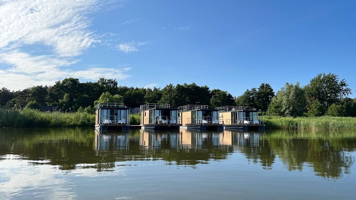 Mielno Boat Rental | Houseboat in Łazy near Lake Jamno