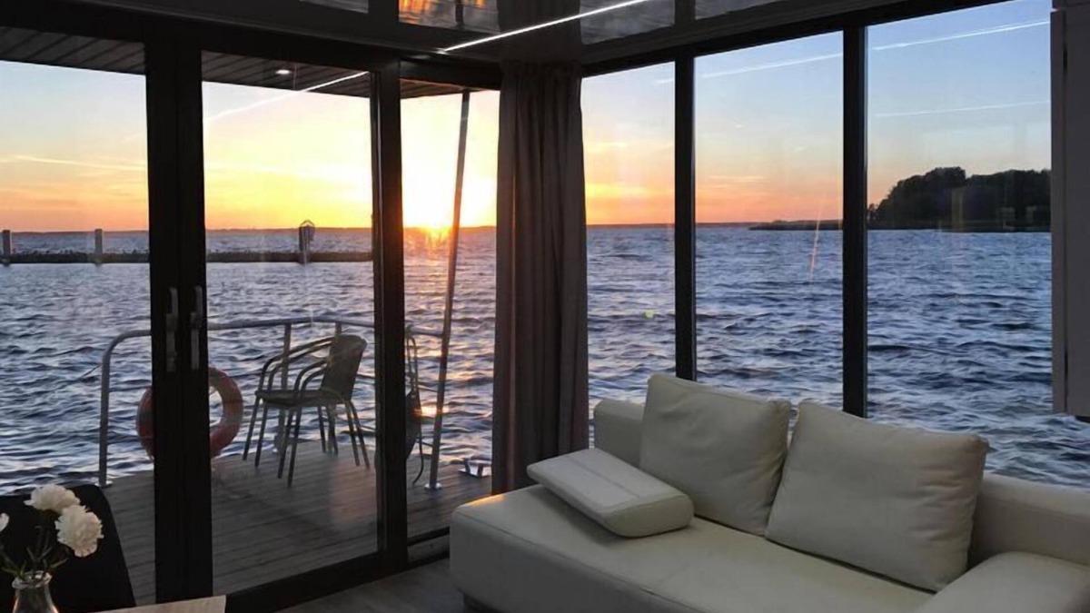 Kamien Pomorski Boat Rental | Houseboat in Kamien Pomorski with a terrace
