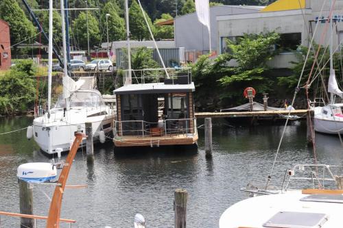 Flensburg Boat Rental | Houseboat Leni, Flensburg