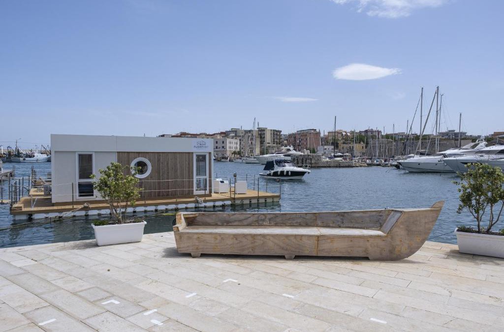 Bisceglie Boat Rental | Houseboat Marina Resorts