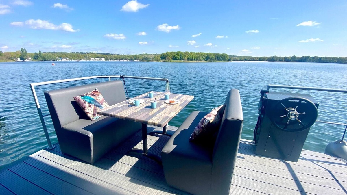 Municipality of Mook en Middelaar Boat Rental | Houseboat Mookerplas with Sauna & Lake View