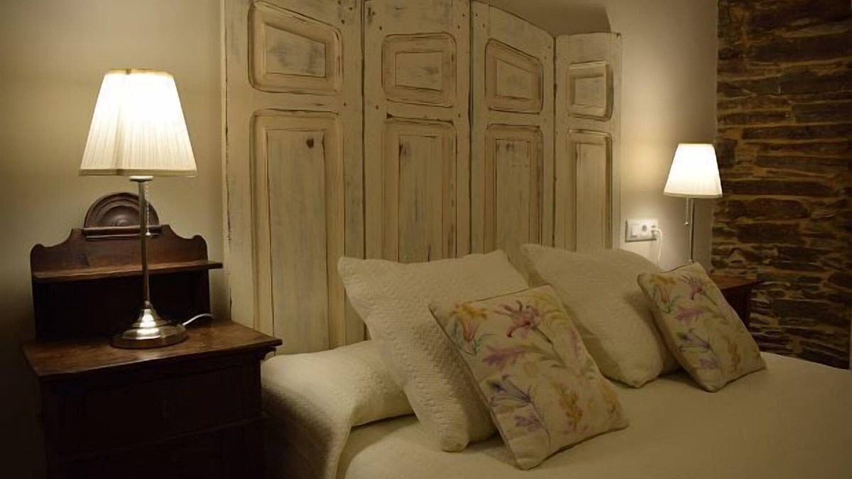 Samos Cottage | Houses of Outeiro for 6 people