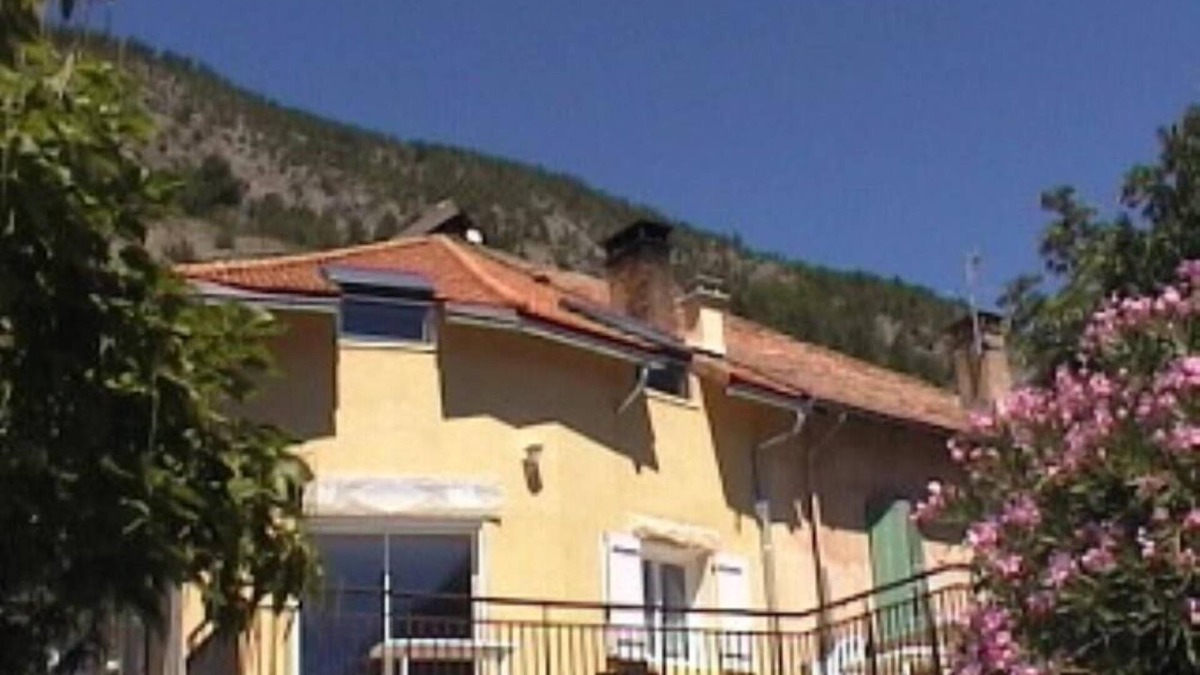 Espinasses House | houses/villas - 4 rooms - 8/9 persons