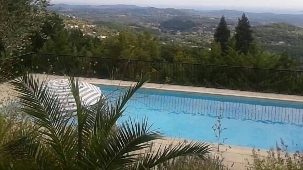 Magagnosc Villa | houses/villas - 5 rooms - 6/8 persons