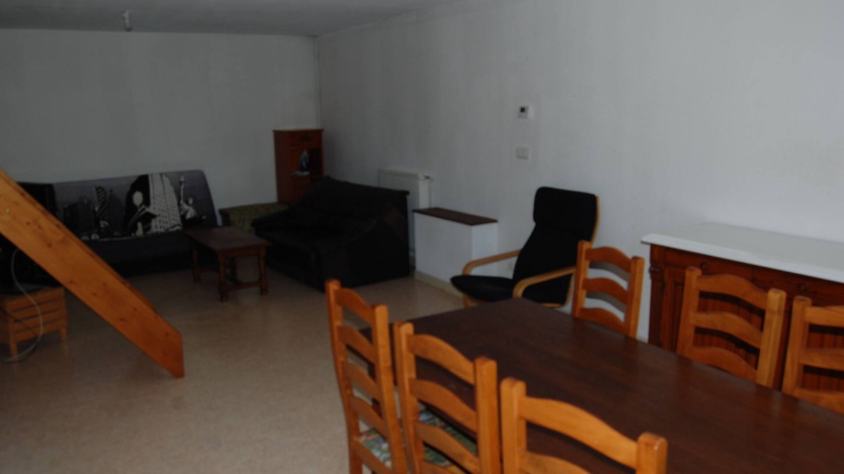 Laneuveville-devant-Nancy Apartment | housing on two levels