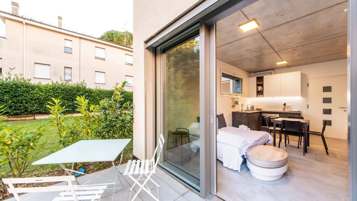 Savena Apartment | HouSmart Toscana 53 Black