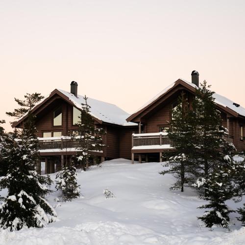 Overbyn Cabin | Hovfjällstoppens Stugby