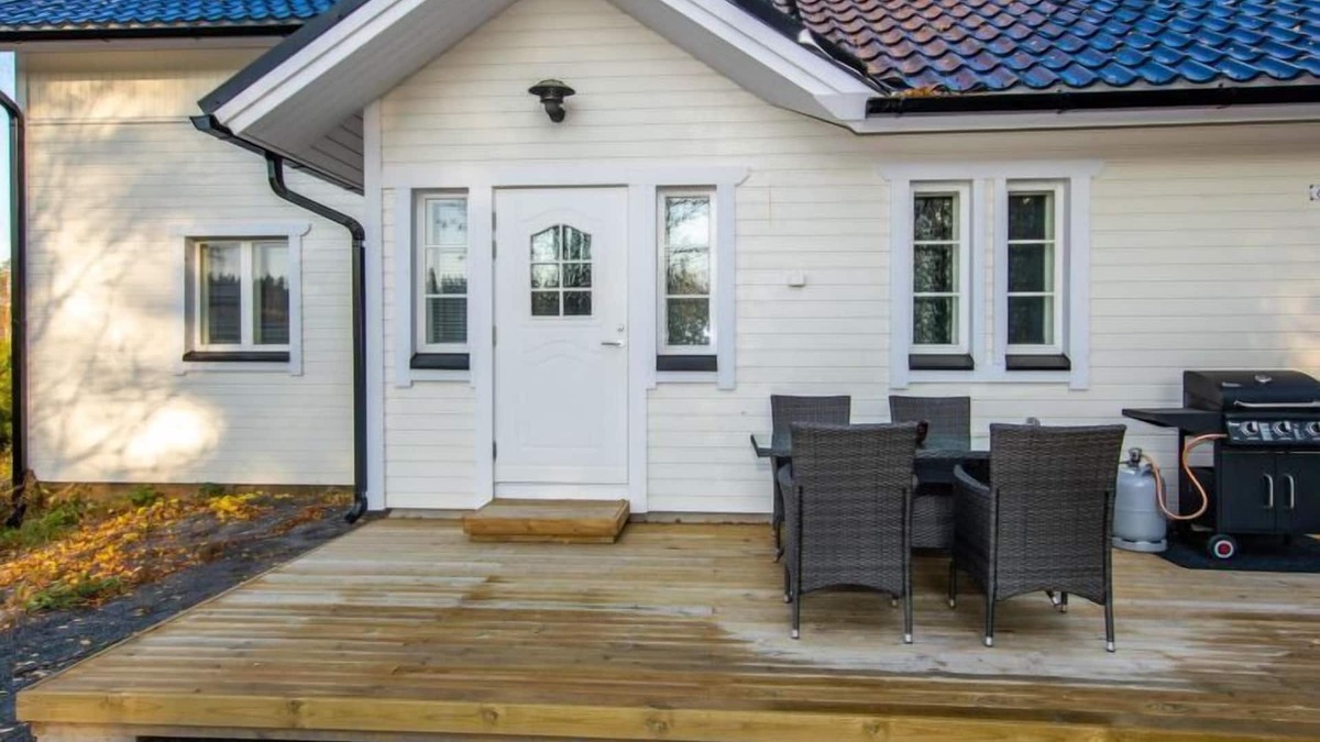 Kuorevesi House | Hovimäki by Interhome