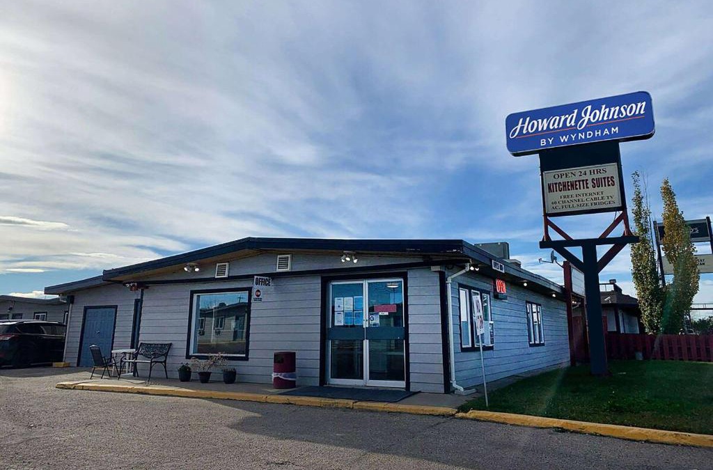 Grande Prairie Hotel | Howard Johnson by Wyndham Grande Prairie
