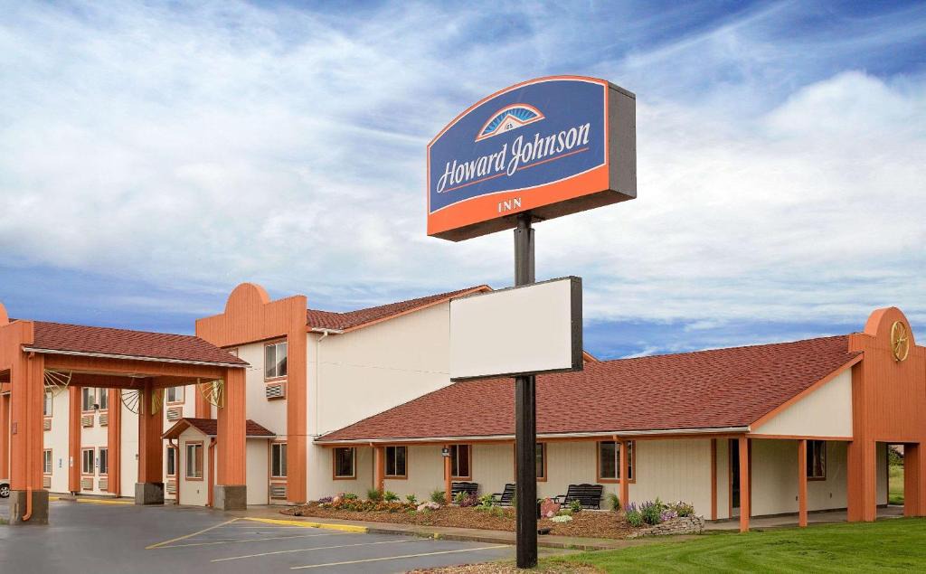 Dawson County Hotel | Howard Johnson by Wyndham Gothenburg