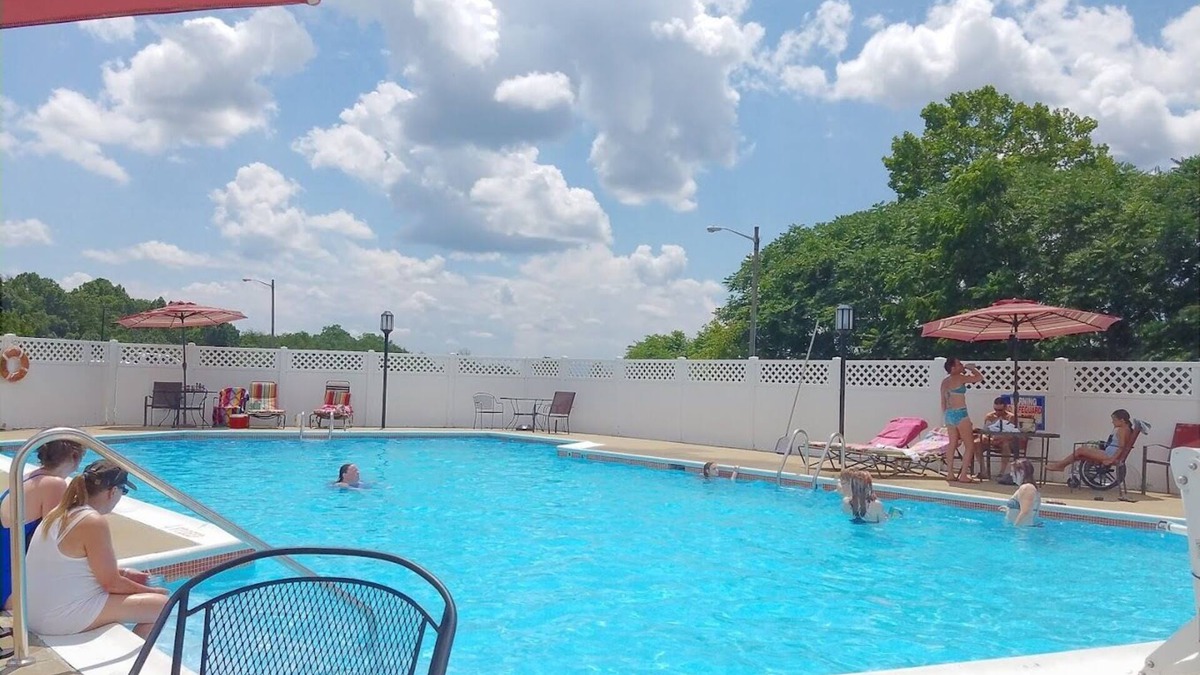Lexington Hotel | Howard Johnson by Wyndham Lexington
