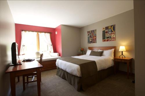 Downtown Squamish Hotel | Howe Sound Inn & Brewing Company
