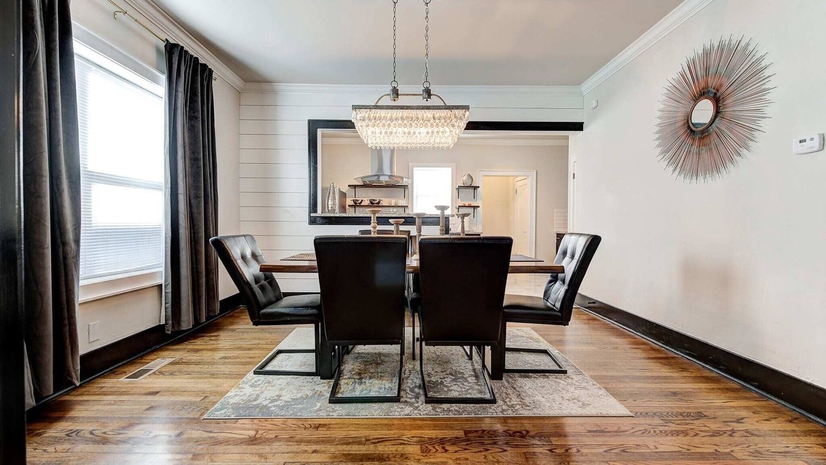 Lincoln Terrace House | Howes Capitol–3 in 1-near OU Med, Bricktown, Arena