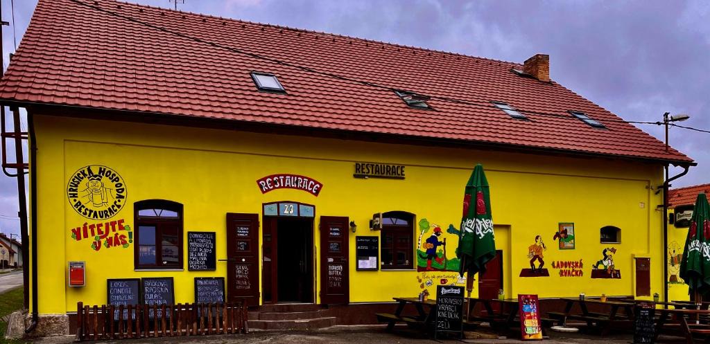 Hrusice House | Hrusická restaurace a penzion