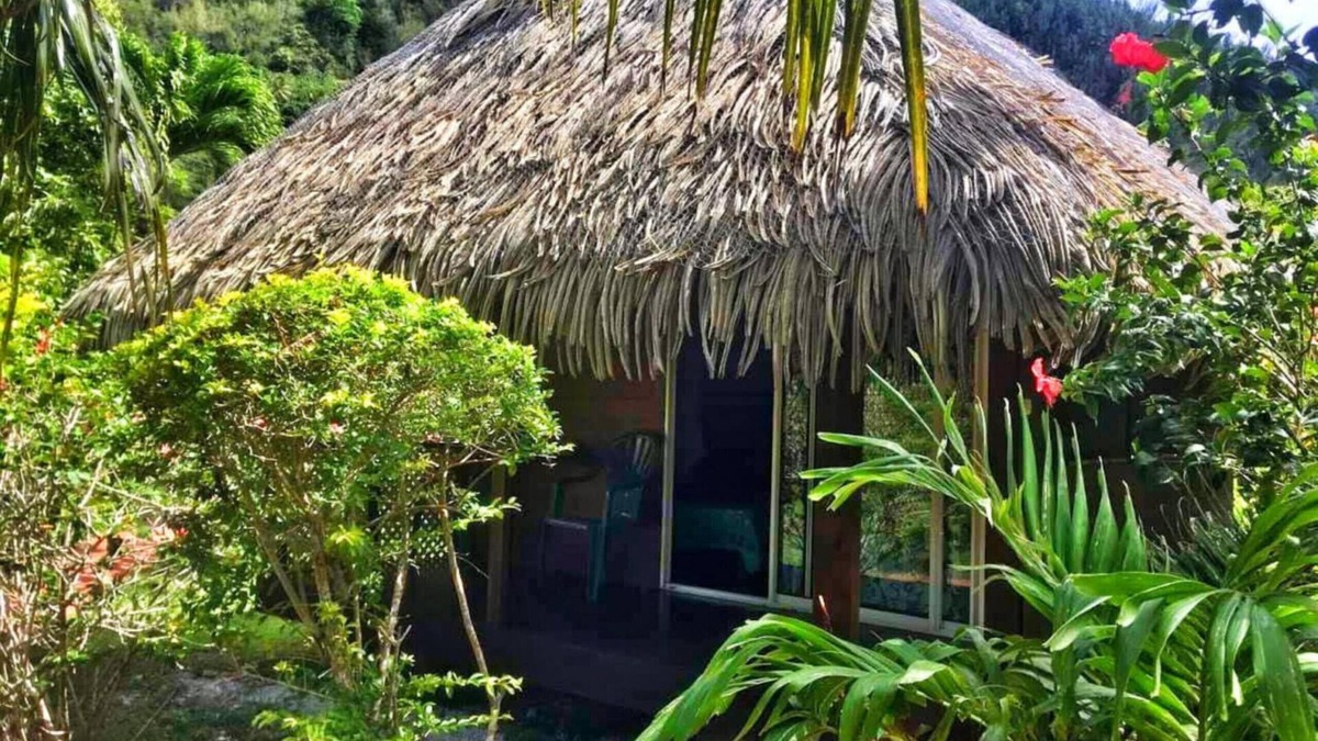 Huahine Bed & Breakfast | HUAHINE - Bungalow Vanille 2p