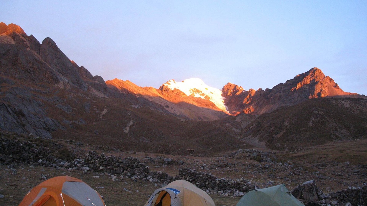 Huaraz RV Rental | Huayhuash Trek 8 days - Round Trip - camping in tents by FIRST CLASS HUARAZ