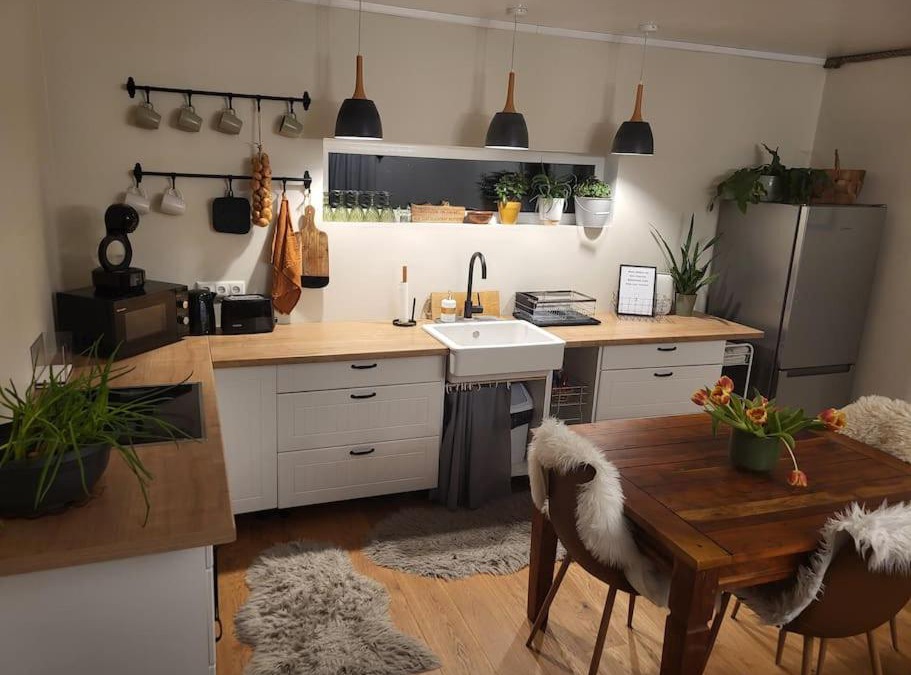 Kardla House | Hubane majake Kärdla südames ootab külalisi!