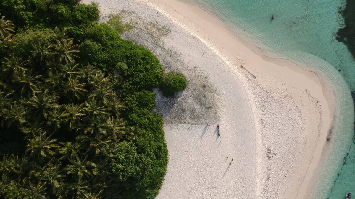 Dhonfanu Hotel | Hudhu Velaa