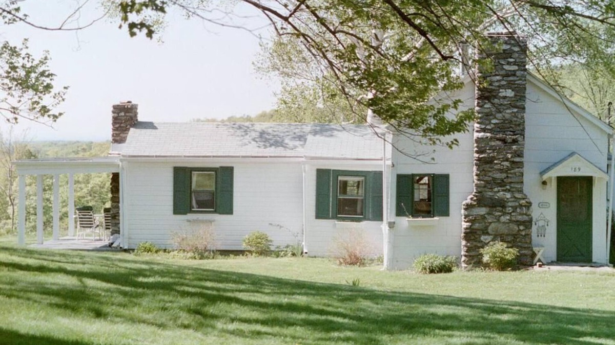 Chatham Cottage | Hudson Valley Berkshires Cottage - Great View, Private & Quiet