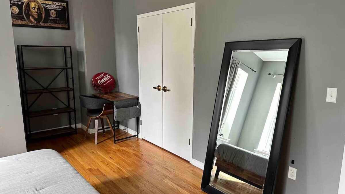 Crown Heights Apartment | Huge 1br Crown Heights - 25 Mins to Manhattan