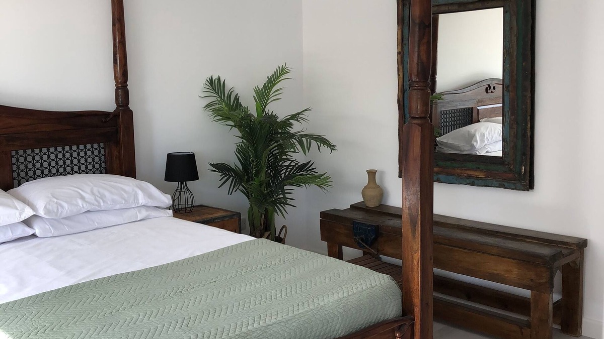 Germasogeia Apartment | Huge 225 sqm luxury apartment by the sea with pool & balcony