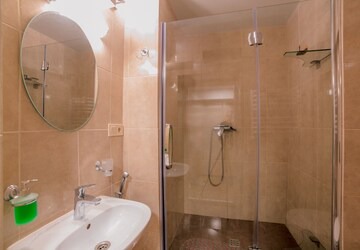 Odessa City Center Apartment | Huge 3-bedroom apartment on Ekaterina square
