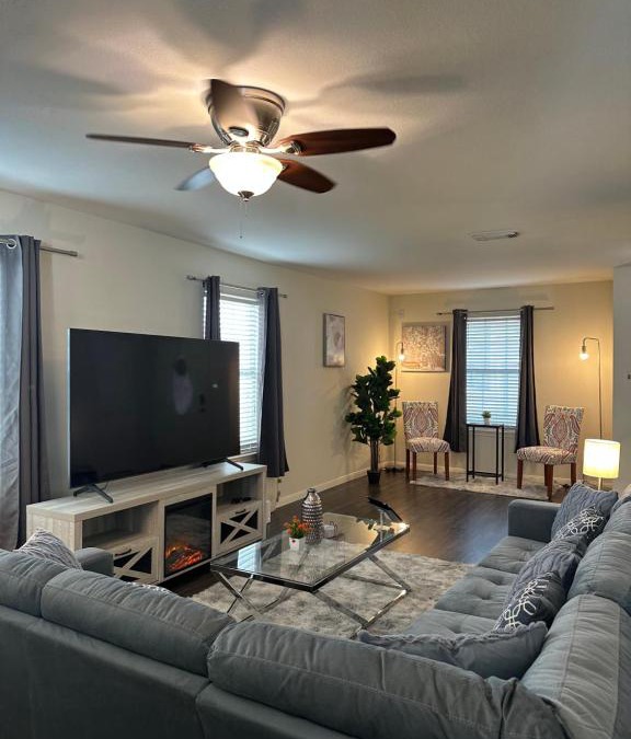 Cypress House | Huge Captivating Modern 5Bdr home-(The Xperience)