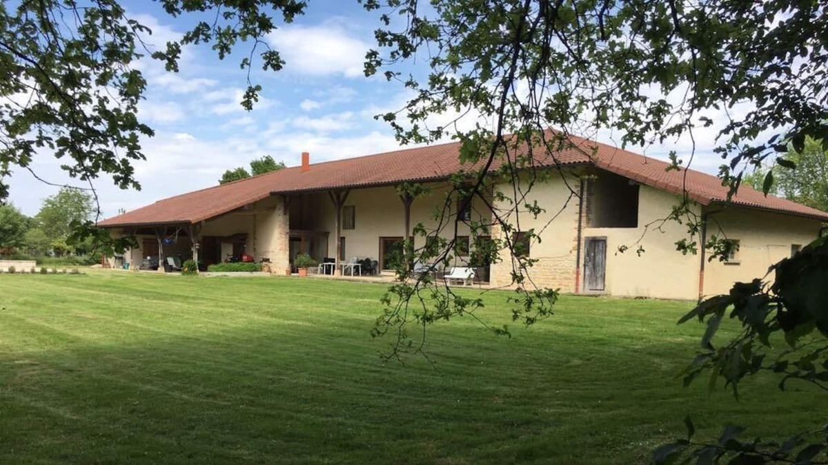 Attignat House | Huge comfortable property with calm just for you (1.4 ha + Pool)