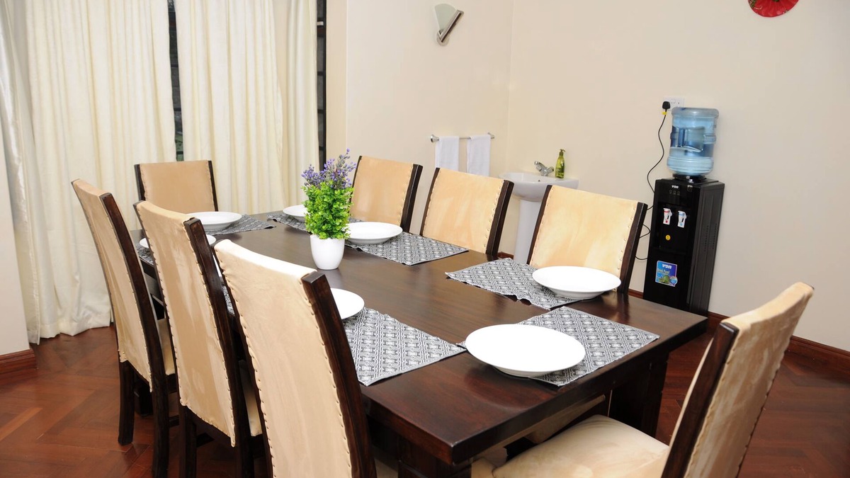 Karen House | Huge Family Home in Quiet Position