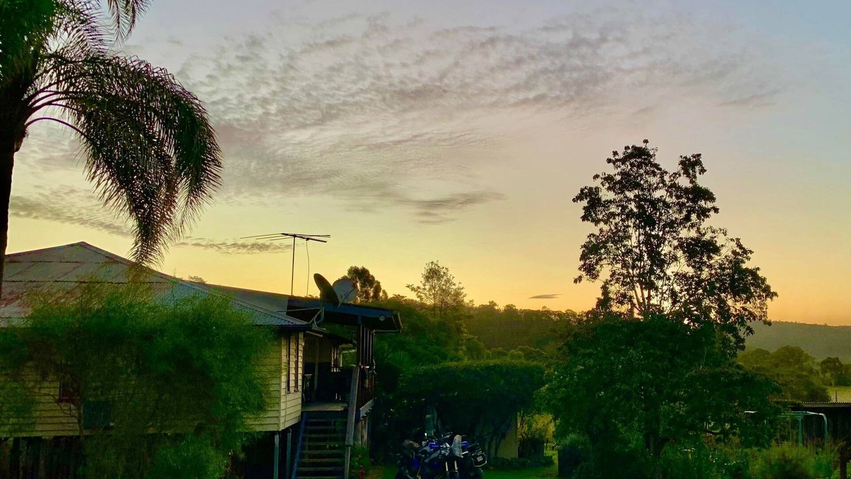 Emu Creek Other | Huge farm house, great for families and gatherings.