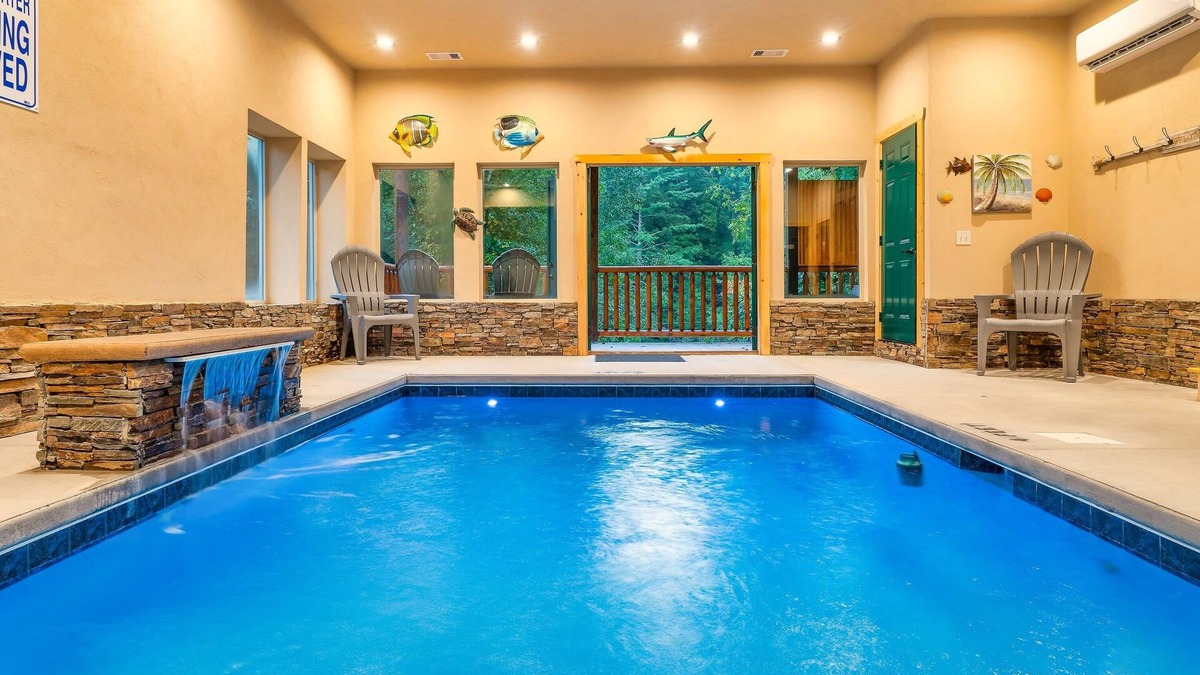 Sevierville House | HUGE Heated Pool, Pool Table, Arcades, A+ Location