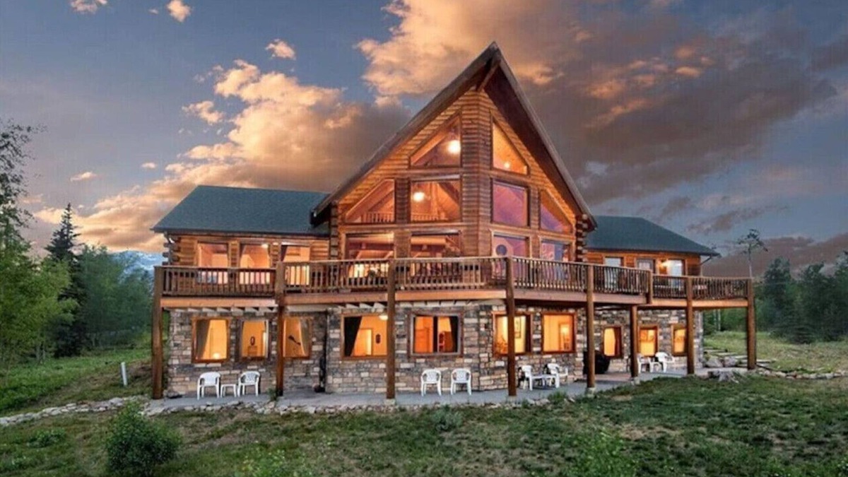 Wildernest House | Huge Mountain Ski & Hike - Wildernest Haven