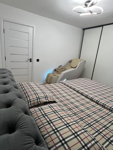 Zalau Apartment | HUGO House Luxury & Quiet - Free Parking