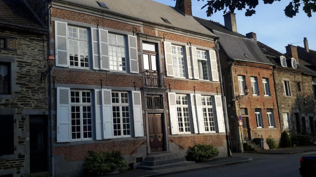 Fumay House | Huize Carmélites