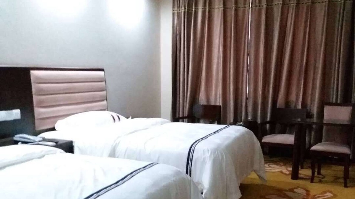 Jiujiang Hotel | Hukou Jun'an Hotel