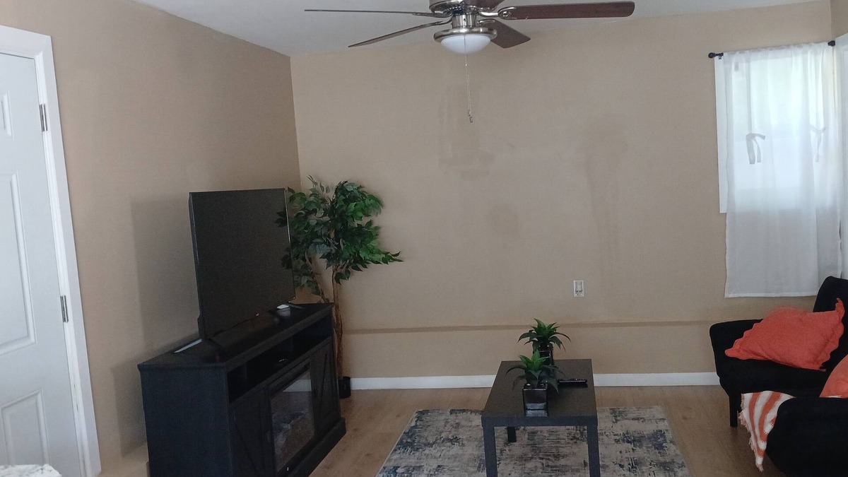 Center Apartment | Humble Abode #2