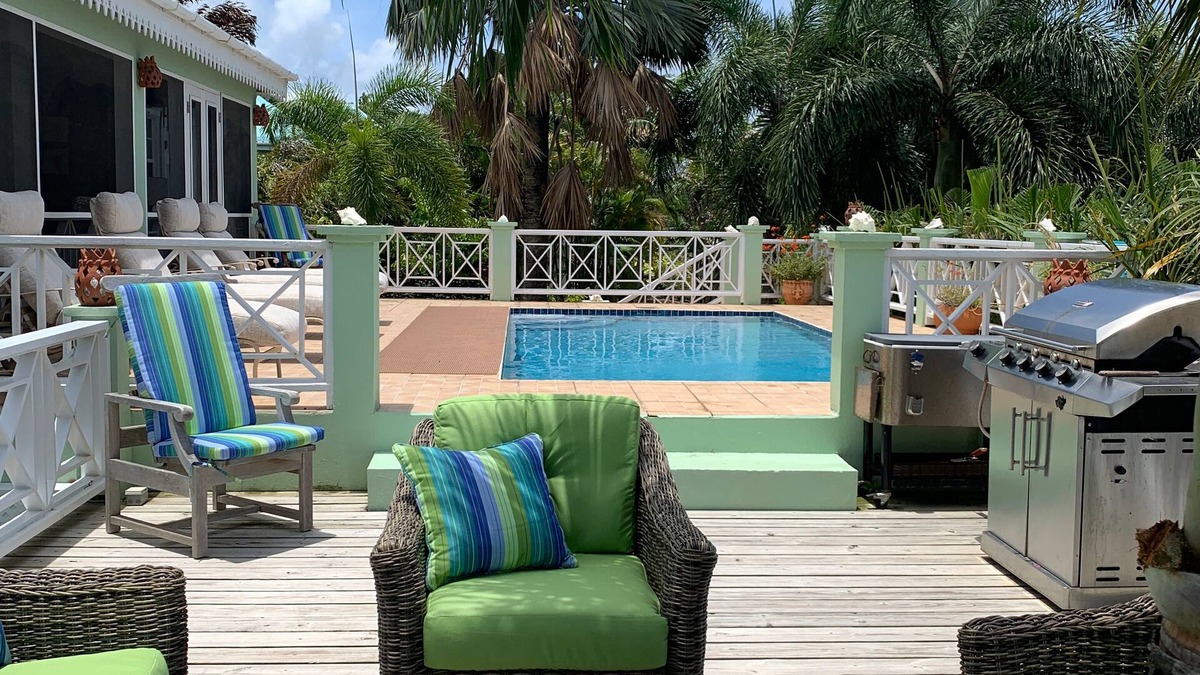 Barnes Ghaut Villa | Hummingbird House - Large Luxury Villa with Spectacular Views